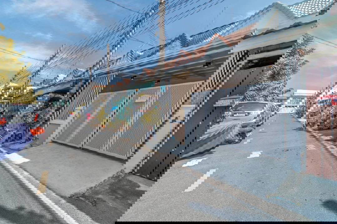 รูป 🏠บ้านติดรถไฟฟ้า ใกล้ห้างเวสเกต หมู่บ้าน รัตนาธิเบศร์ 3 ห้องนอน ราคา 2.09 ฟรีของแถมจัดเต็ม🎊 - รูปที่ 4/16