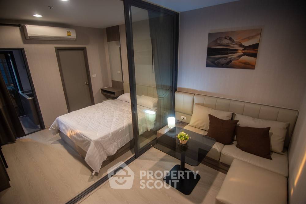picture 1-BR Condo at Ideo Thaphra Interchange near MRT Tha Phra (ID 384194) - 1/18