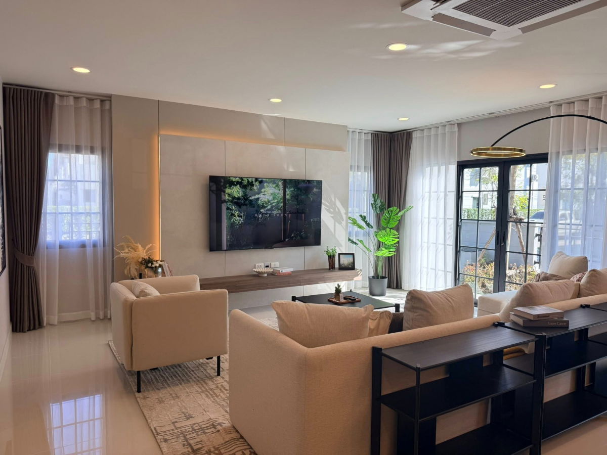 picture Code: KJ10321  for rent Centro Bangna 🔥🔥 Line ID: @kjcondo (with @)🔥🔥 - 6/10