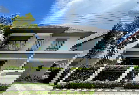 ให้เช่าบ้านเดี่ยว หมู่บ้านบางกอกบูเลอวาร์ด ศรีนครินทร์-บางนา บ้านหลังมุม (N.1956)