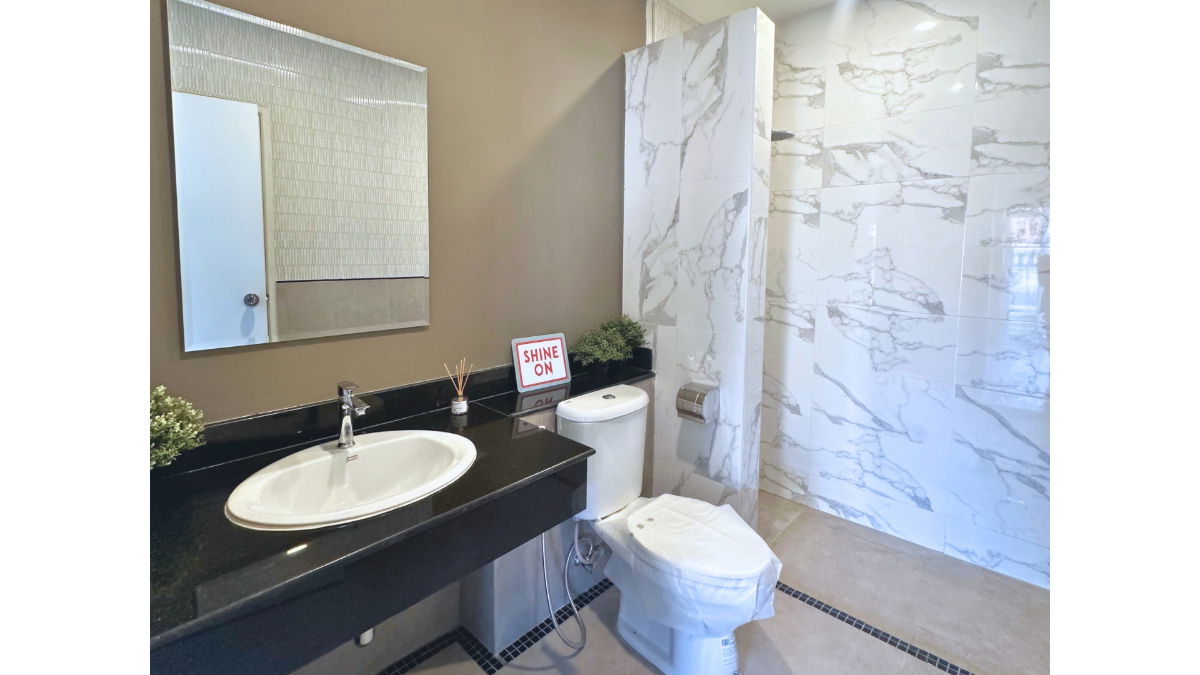 รูป ทาวน์โฮมรีโนเวทใหม่ทั้งหลัง ทิพย์พิมาน การ์เด้น บ้านกล้วย-ไทรน้อย 900 เมตร ถึงแจส กรีน วิลเลจ บางบัวทอง 4 ห้องนอน 1 ห้องอเนกประสงค์ ราคา 2 ล้านต้นๆ   - รูปที่ 17/19