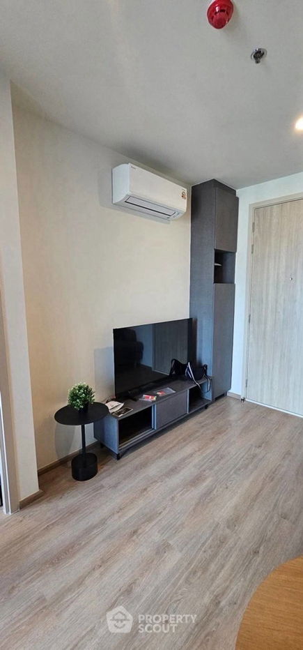 picture 1-BR Condo at Nue District R9 near MRT Phra Ram 9 (ID 2503936) - 5/15