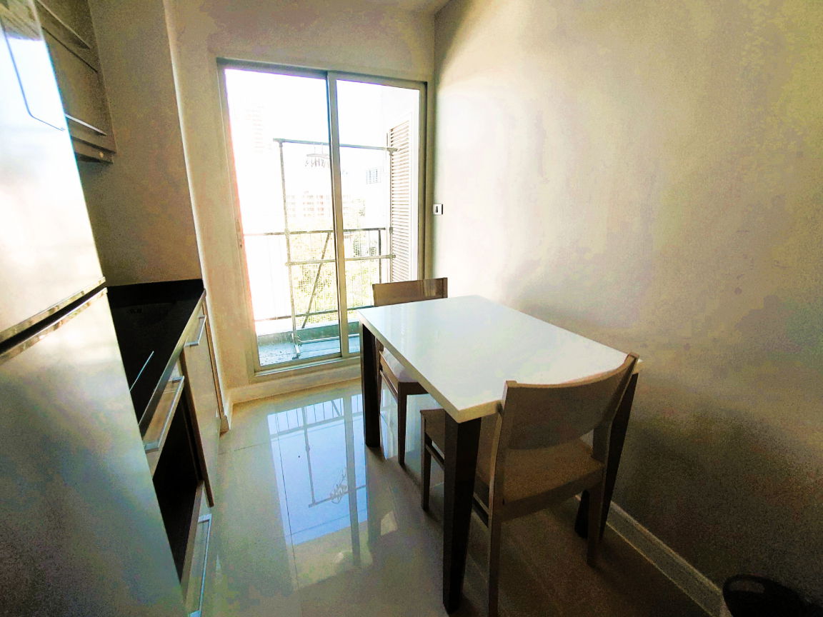 รูป The Crest sukhumvit 49, 1 นอน 1 น้ำ 34 ตร.ม. ใกล้ BTS ทองหล่อ - รูปที่ 3/7