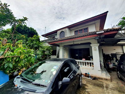 Houses for sale Thongsuk College : Luxury Single House on Large Land – Kanchanaphisek Road  South-facing house, well-ventilated  teak parquet (upper floor) Listing no. 92047  