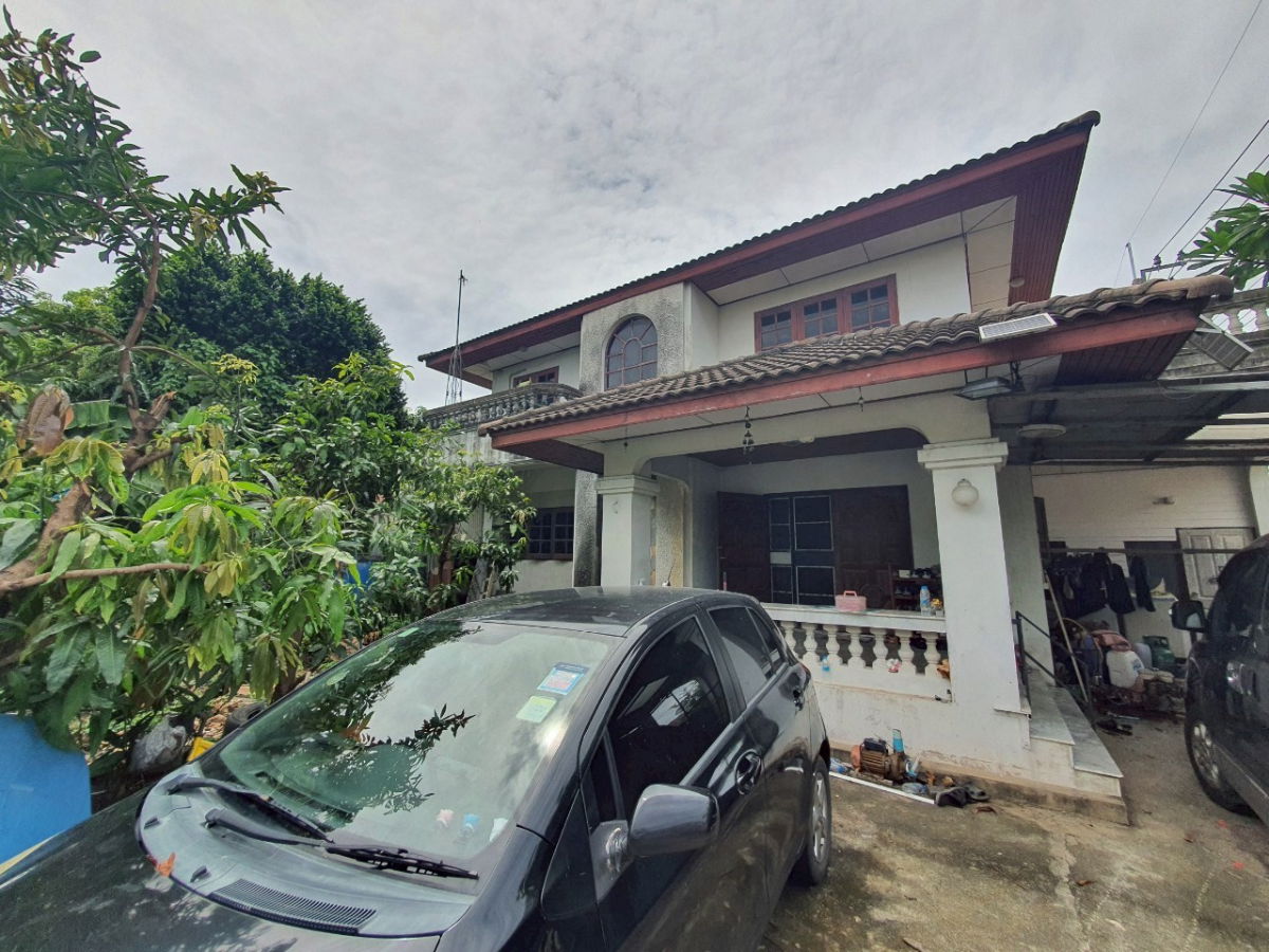 รูป 🏘️:** ขายบ้านเดี่ยวสุดหรู 159 ตร.วา 5 ห้องนอน หมู่บ้านกาญจนาลักษณ์ 3 ติดถนนกาญจนาภิเษก ทำเลทอง บางกรวย นนทบุรี    Listing no. 92047 - รูปที่ 1/8
