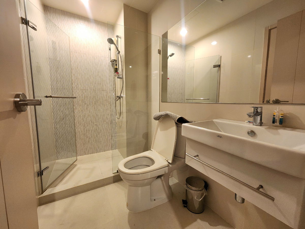 รูป **ห้องว่างครับผม ห้องแต่งสุดหรู แบบ 2 Bed**ให้เช่า **คอนโด ไลฟ์ ปิ่นเกล้า 2ห้องนอน 2ห้องน้ำ ชั้น17 ห้องมุม ทิศเหนือ ไม่ร้อนทั้งปี!! - รูปที่ 26/89