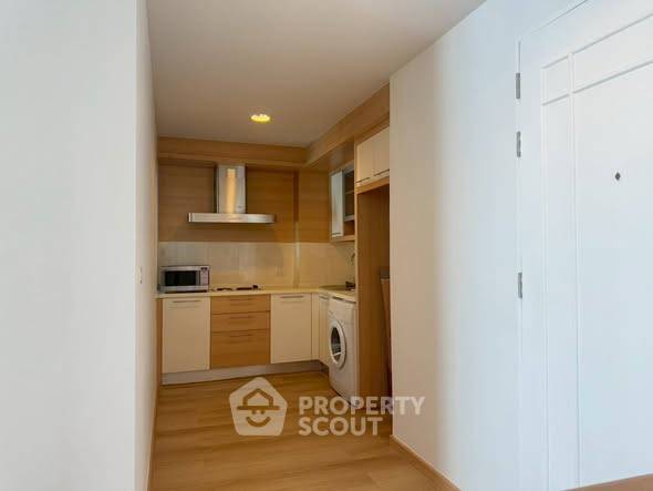 picture 1-BR Condo at The Bangkok Narathiwas Ratchanakarint Condominium in Thung Wat Don (ID 2494180) - 4/4