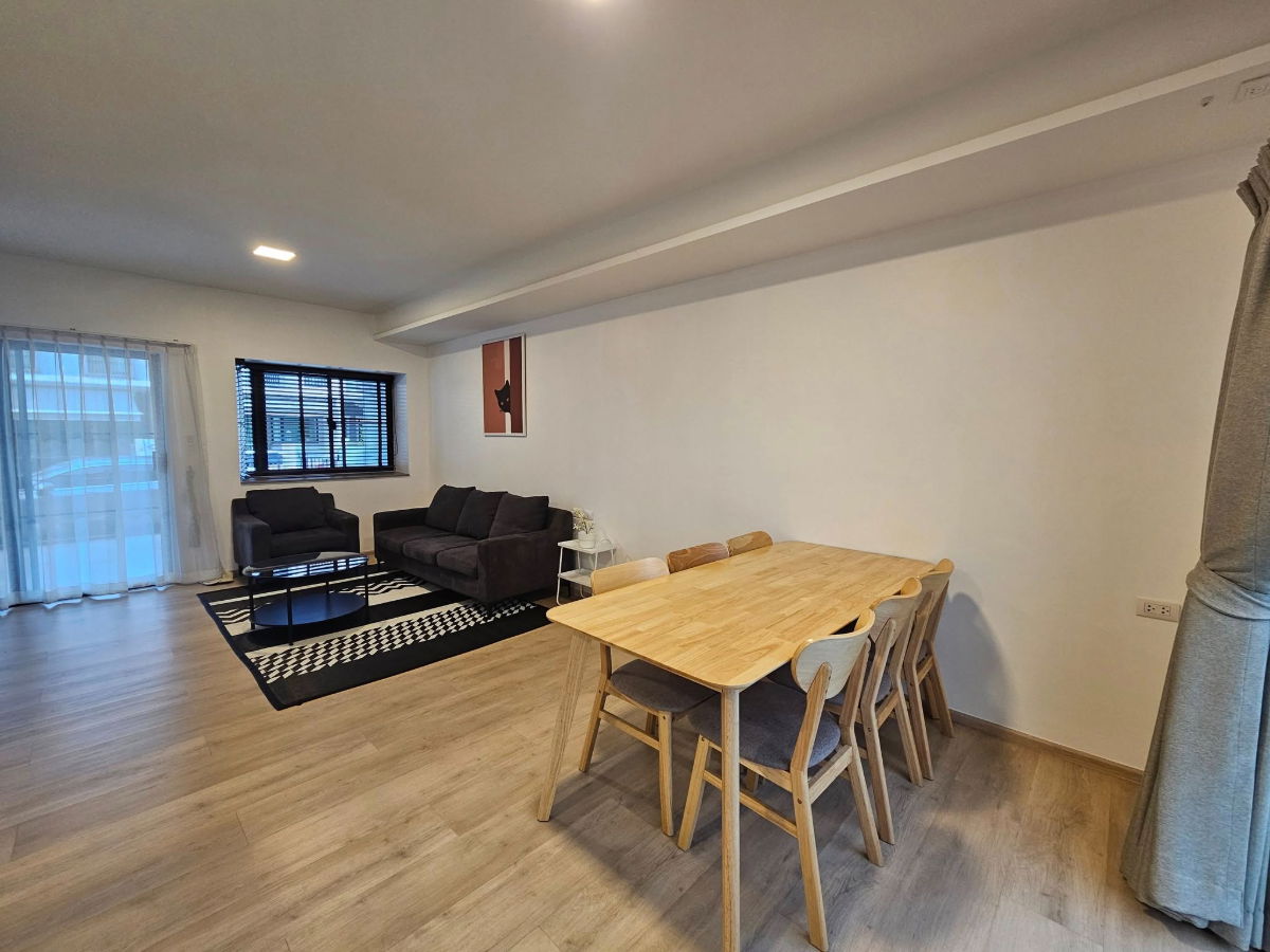 รูป IJ04388 - Indy 5 Bangna km.7 : MegaBangna - รูปที่ 4/12