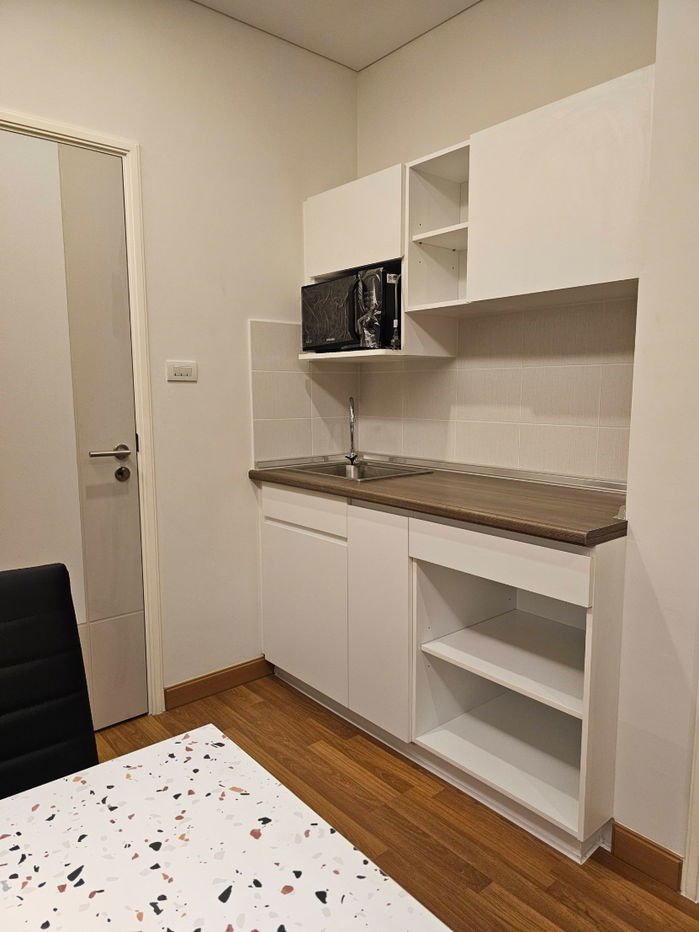 รูป 🏢 ให้เช่าคอนโด Lumpini Place รัชดา–สาธุ• BTS ช่องนนทรี💰 ค่าเช่า 13,500 บาท รหัส RS4387 - รูปที่ 2/14