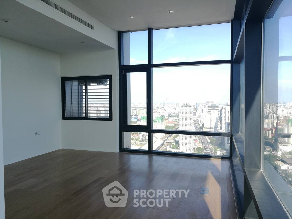 รูป คอนโด 3-ห้องนอน ที่ เซอร์เคิล ลิฟวิ่ง โปรโตไทป์ เพชรบุรีตัดใหม่ ใกล้ MRT เพชรบุรี (ID 568252) - รูปที่ 10/14
