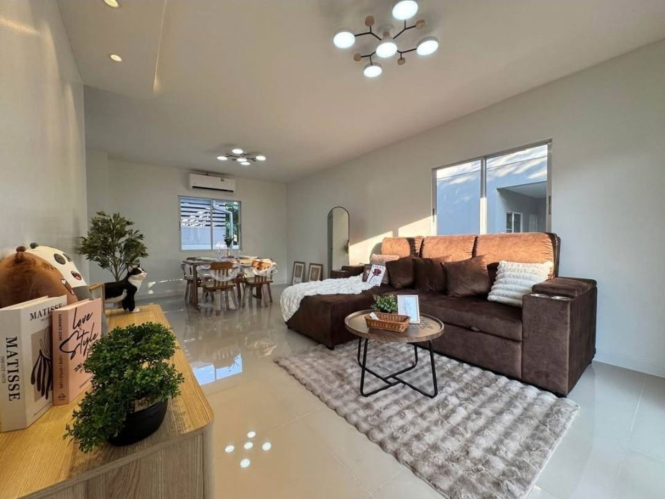 รูป ขายบ้าน กาญจน์กนกวิลล์ 10 บ้าน 2 ชั้นหลังใหญ่ ใกล้แม็คโครแม่เหียะ บ้านสังคมคุณภาพ พร้อมเข้าอยู่ SW003300 - รูปที่ 7/11