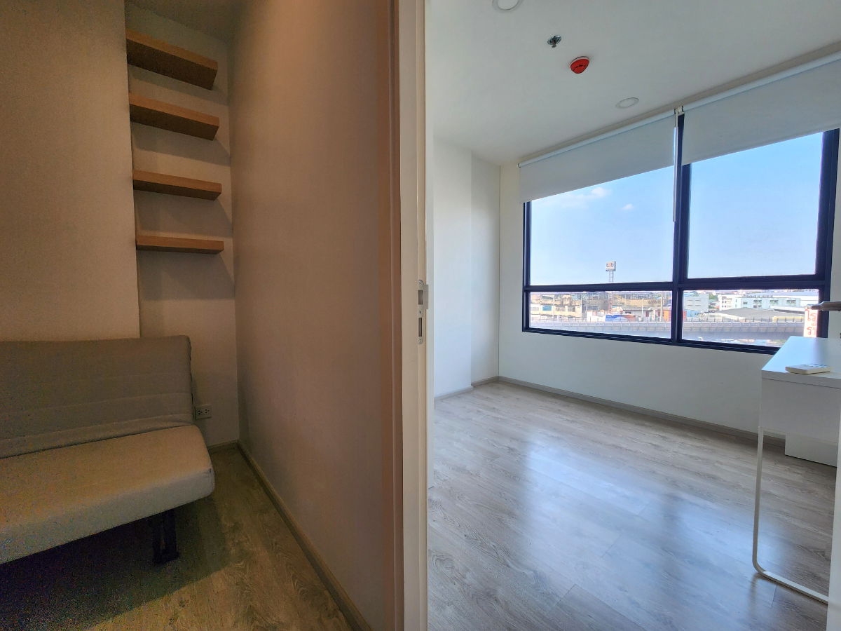 รูป **ขายราคาต่ำกว่าประเมิน ขายขาดทุนไปเลย ทิศเหนือ ไม่ร้อน เพดานสูง 2.65 เมตร ** ขาย The Tree จรัญ 30 ทำเล ไฟฉาย-ศิริราช สังคมดี ห้องใหม่พร้อมอยู่มาดูได้ - รูปที่ 12/59