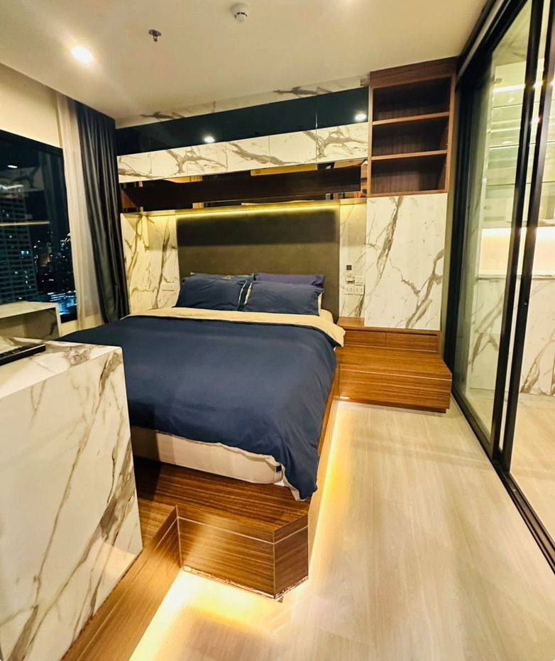 picture Life                            Asoke - 2/11