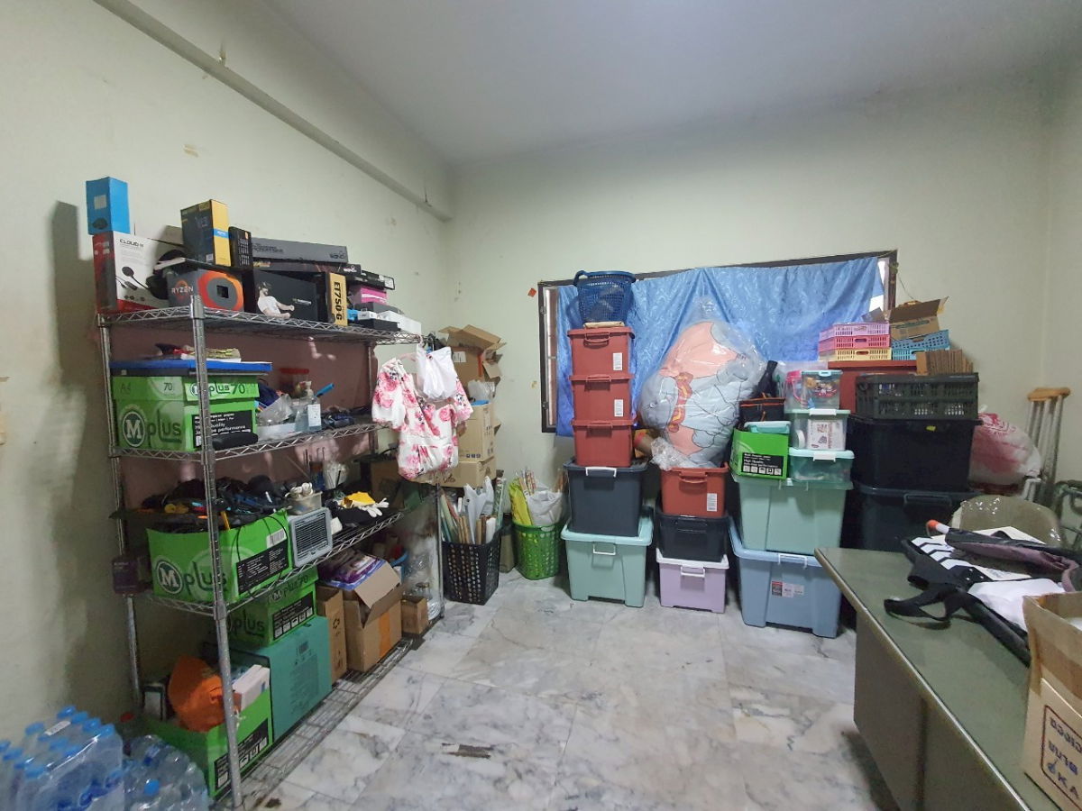 รูป 🏘️:** ขายบ้านเดี่ยวสุดหรู 159 ตร.วา 5 ห้องนอน หมู่บ้านกาญจนาลักษณ์ 3 ติดถนนกาญจนาภิเษก ทำเลทอง บางกรวย นนทบุรี    Listing no. 92047 - รูปที่ 7/8