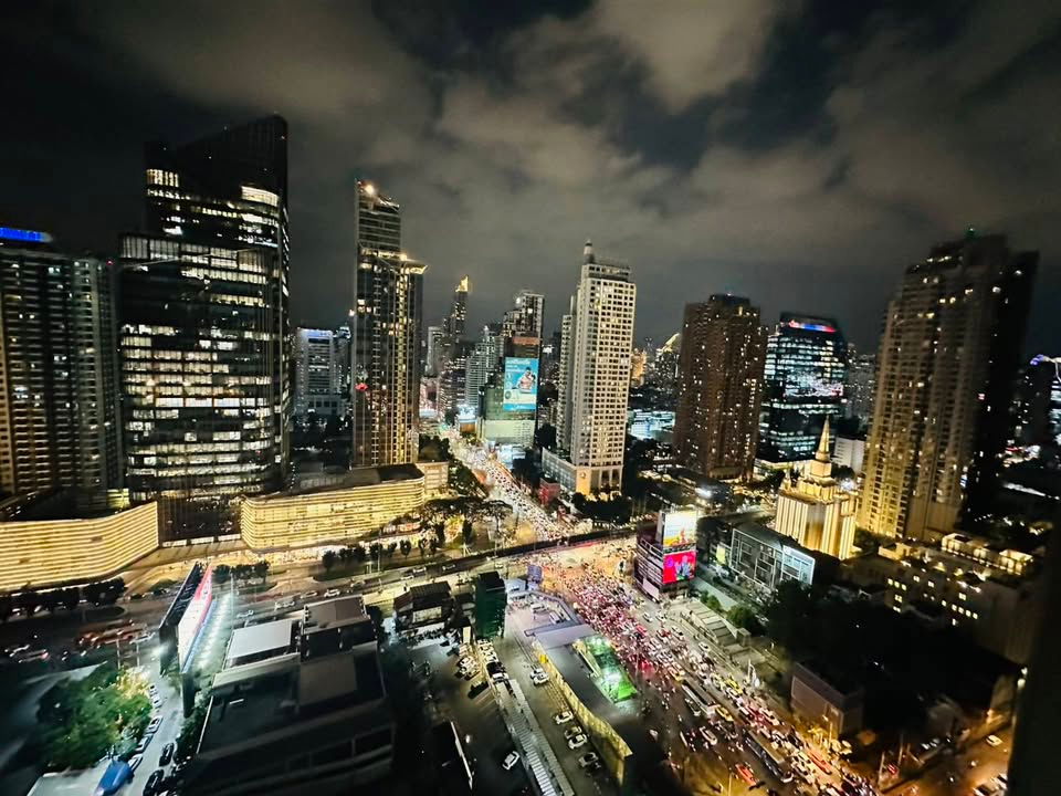 รูป  Life Asoke ห้องสวย ราคาดี สอบถามเพิ่มเติมได้ที่ Line @condorental - รูปที่ 10/12