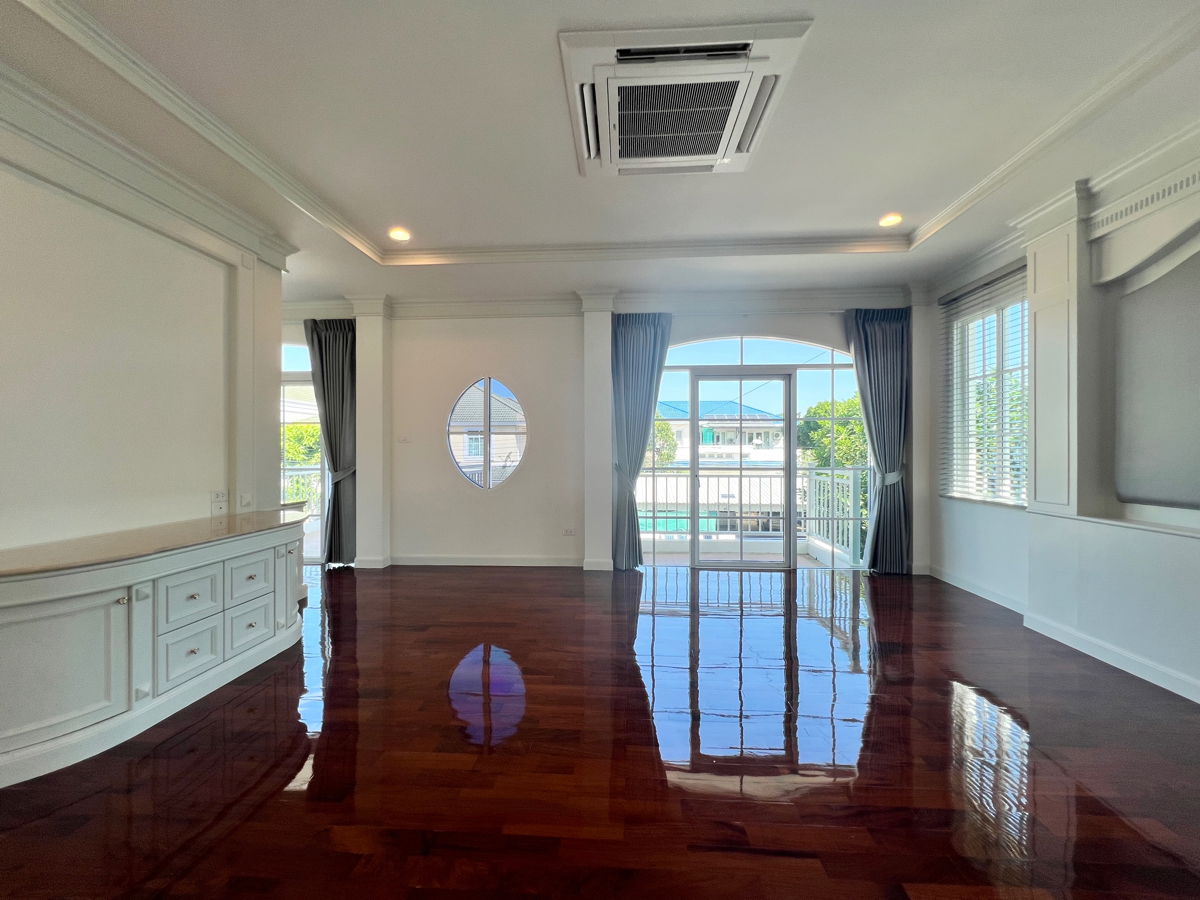 รูป 🧡 ให้เช่า บ้านเดี่ยว Golden nakara มอเตอร์เวย์ กรุงเทพกรีฑา อ่อนนุช ตกแต่งใหม่ 4 นอน สวนใหญ่ - รูปที่ 12/19