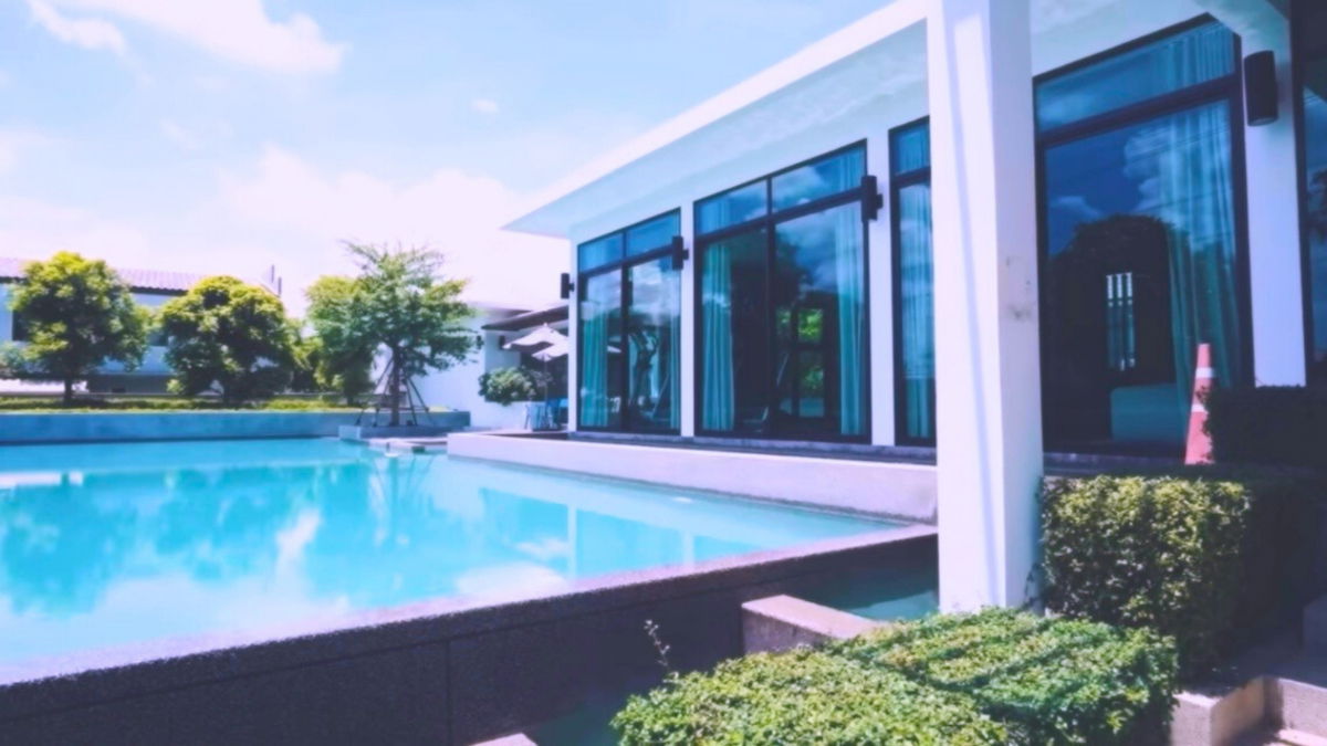 รูป ทาวน์โฮมรีโนเวทใหม่ แปลงมุม พร้อมสวน 29 ตร.ว.  เดอะ คัลเลอร์ส วงแหวนฯ-ลำลูกกา คลอง4 หลังใหญ่  4 นอน พร้อมสวน ราคา 2 ล้านต้น + โปรฯ ฟรี!! หลายรายการ - รูปที่ 16/19