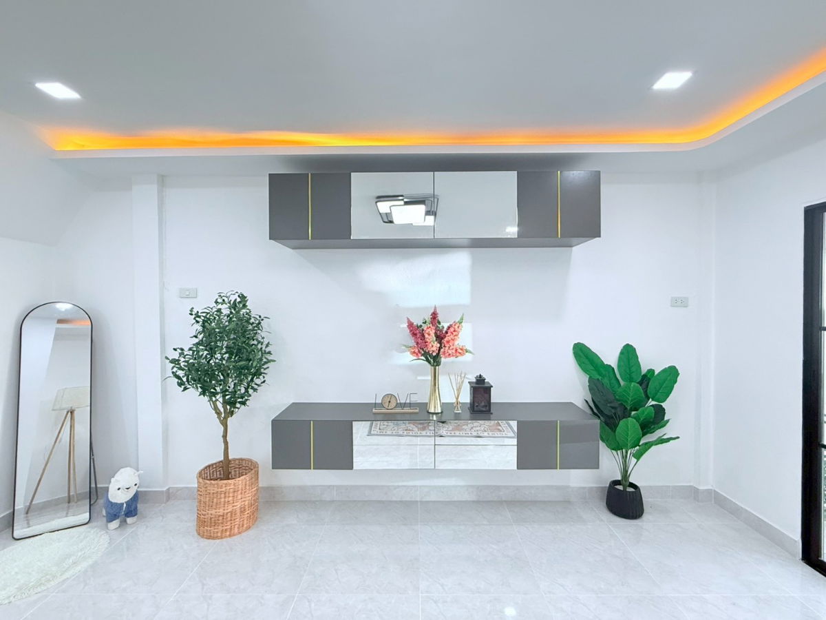 รูป ทาวน์เฮ้าส์ ตกแต่งใหม่ ทำเลดี ราคาถูก แถมเฟอร์ฯเยอะมาก หมู่บ้านเคซี รามอินทรา3(ซอย17) ซอยหทัยราษฎร์ 39 ถนนหทัยราษฎร์ คลองสามวา - รูปที่ 8/21