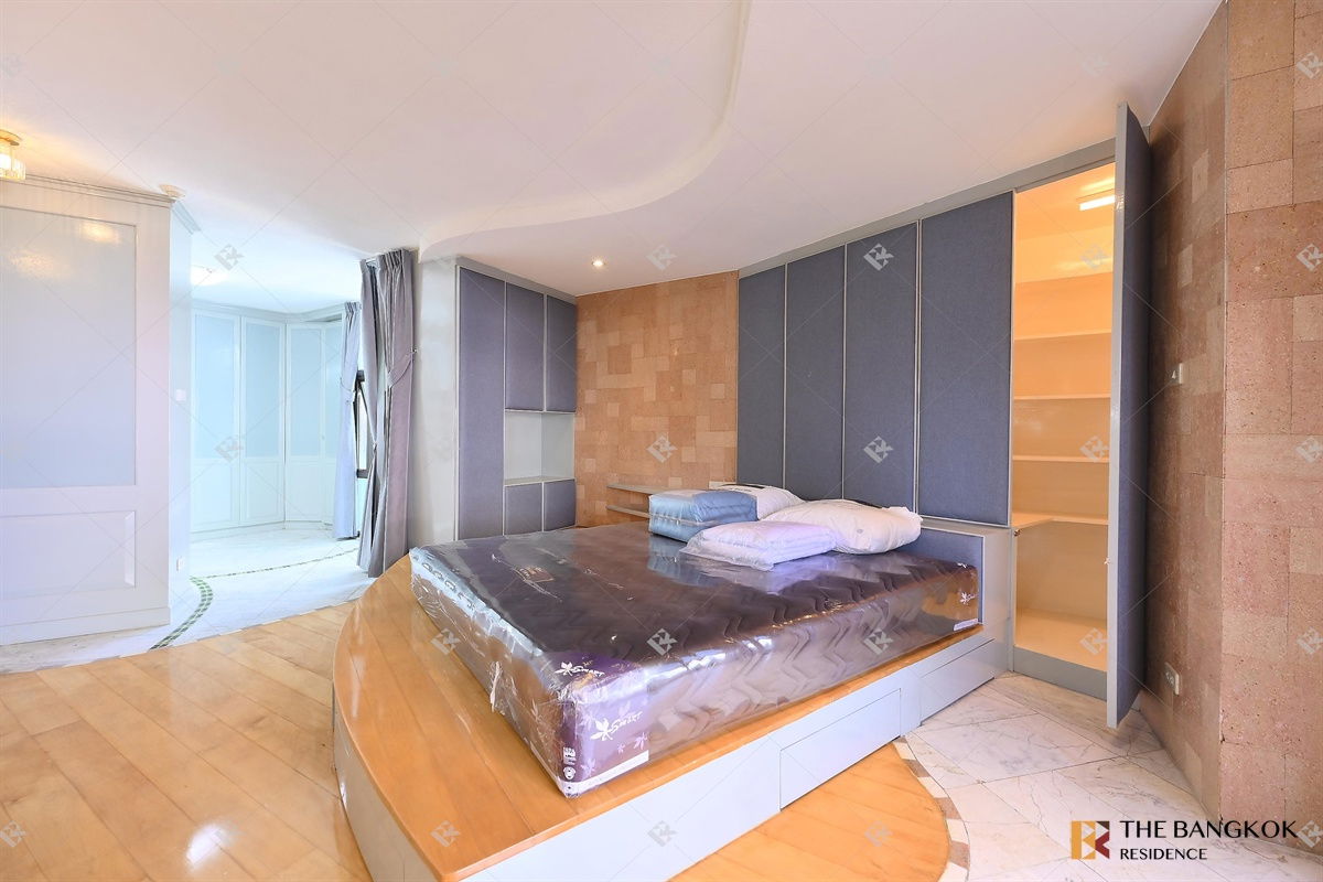 picture Rare Unit 💎 Sithakarn Condominium 🐾 Pet-friendly, spacious, near BTS Chidlom - 12/24