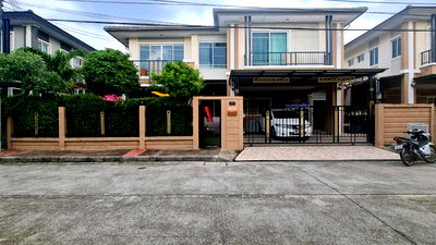 ขายบ้านเดี่ยว : 🏡 บ้านเดี่ยว 2 ชั้น พัฒนาการ –  พร้อมเข้าอยู่  📍 ทำเลพัฒนาการ 🌳 วิว สวน 🏊‍♂️ สระว่ายน้ำในหมู่บ้าน