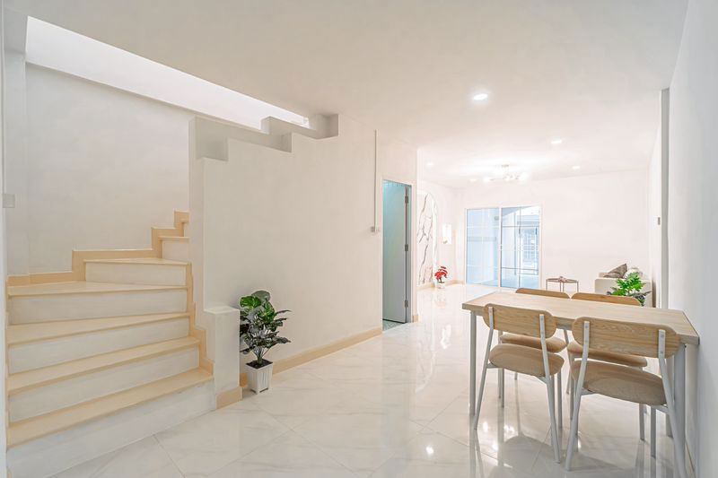 รูป 🏡 บ้านเดี่ยว หมู่บ้านมนวดี ถนนวัดลาดปลาดุก ทำเลสะดวก บรรยากาศสงบ เหมาะสำหรับครอบครัว - รูปที่ 3/15