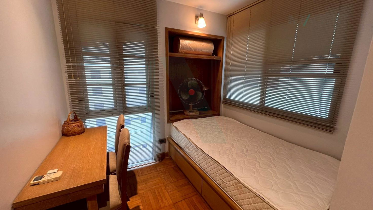 รูป 🎊 ให้เช่าคอนโด สาทร พาร์ค เพลส อาคาร 1 ชั้น 23 2 ห้องนอน ขนาด 236 ตรม ใกล้ ใกล้ BTS ศาลาแดง - รูปที่ 1/8