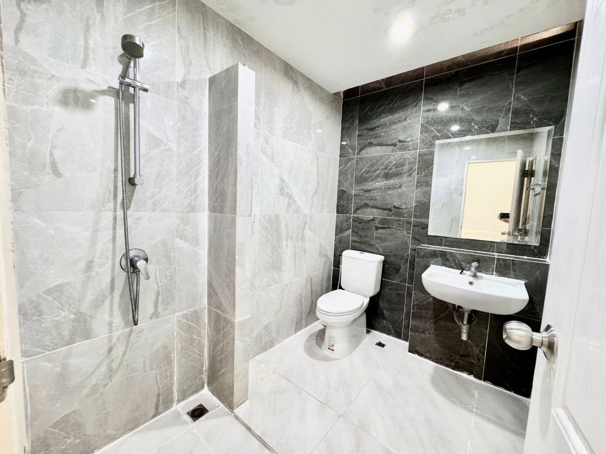 รูป ให้เช่าทาวน์โฮมใหม่ ม.เดอะเซ็นทร้ลฮิลล์ สวนเสือ ศรีราชา - รูปที่ 8/29