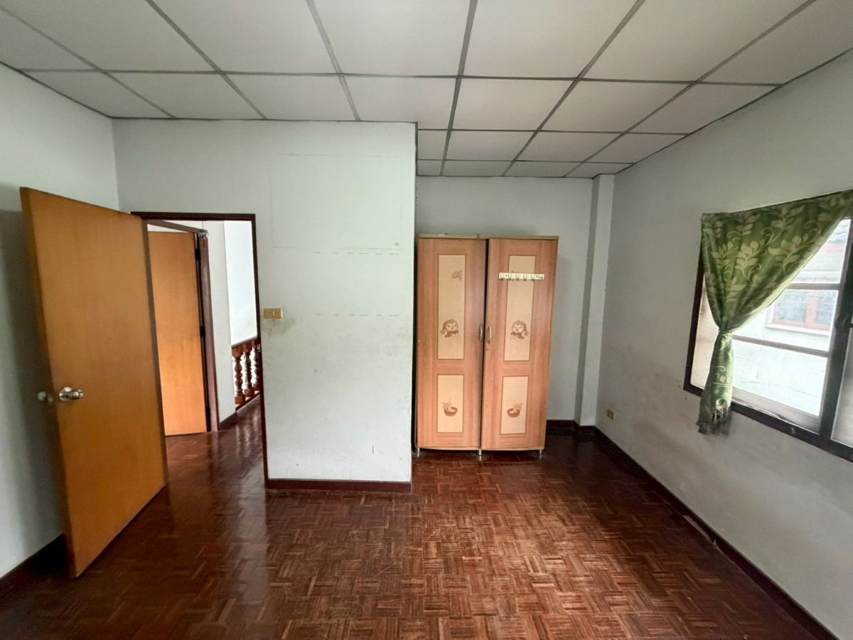 รูป ขายบ้านเดี่ยว 2 ชั้น หมู่บ้านบุษราคัม บางขุนเทียน-ชายทะเล ขนาด 102.3 ตารางวา 4 ห้องนอน 2 ห้องน้ำ - รูปที่ 17/25