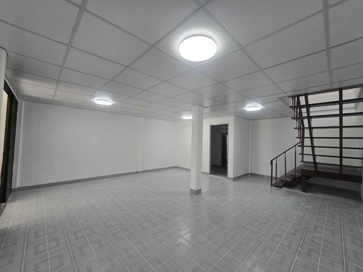 รูป WS6190 🏡 ให้เช่า ทาวน์เฮ้า 2 ชั้น ประชาราษฎร์บำเพ็ญ 16 ใกล้ MRT ห้วยขวาง เพียง 25,000 บาท/เดือน - รูปที่ 5/21