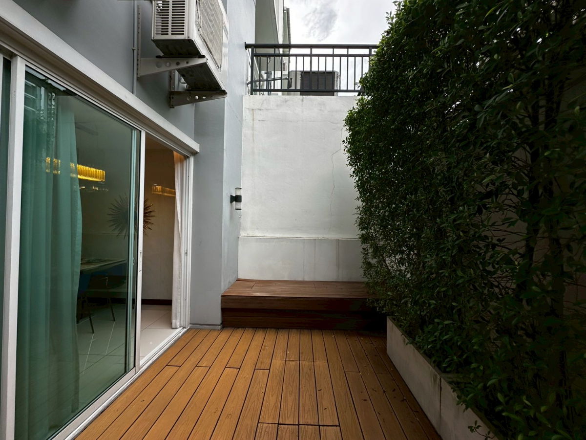 รูป ✨✨✨ทาวน์โฮม 4 ชั้น  หรูหรา มีระดับ พร้อมนวัตกรรมบ้านอัจฉริยะ รองรับ EV Charger ✨  เริ่มเพียง 18.70 ล้านบาท  - รูปที่ 15/16