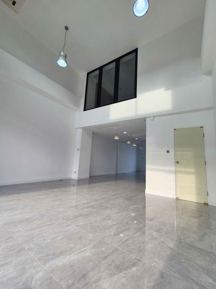 picture 🏢 For Rent: Modern 3.5-Storey Home Office on Main Road 💰 Rent 75,000 THB | Ref. RS4408 - 8/25