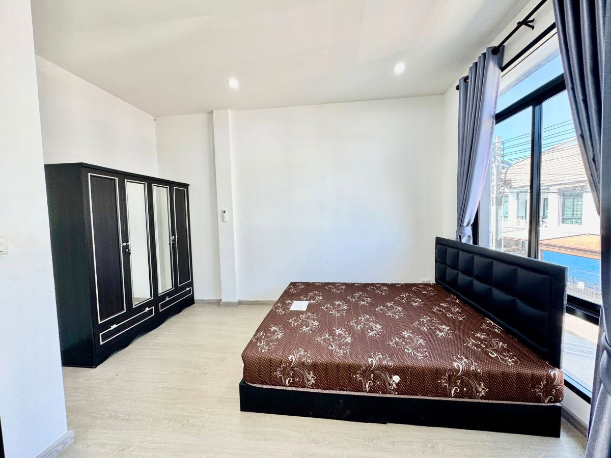 รูป ให้เช่าทาวน์โฮมใหม่ ม.เดอะเซ็นทร้ลฮิลล์ สวนเสือ ศรีราชา - รูปที่ 29/29