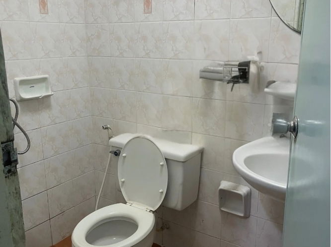 picture  Two-story townhouse for sale, 34 square wah. - 8/15