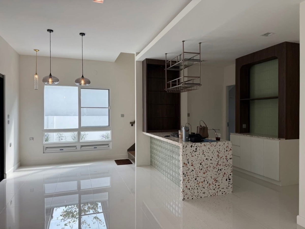 รูป 🏡 มัณฑนา พรานนก สาย2 บางแวก – แบบบ้าน Amplify   บ้านเดี่ยวหลังใหญ่ บนที่ดิน 110.2 ตารางวา ที่ถูกออกแบบให้ใช้ชีวิตได้อย่างลงตัว    Listing :92523 - รูปที่ 2/9