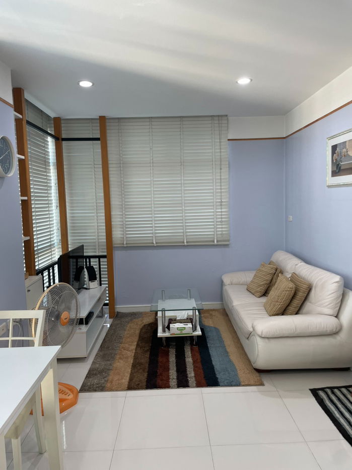 picture PG Condominium, Building B – 9th Floor - 8/11