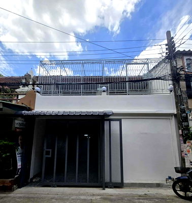 Townhouses for rent Department of Cultural Promotion  : WS6190 🏡 For rent: 2-story townhouse, Pracha Rat Bamrung 16, near MRT Huai Khwang. Only 25,000 baht/month.