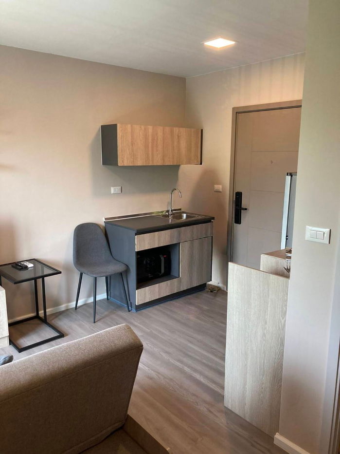 รูป ให้เช่าดีคอนโด ไฮด์อเวย์-รังสิต ตึก B 26 ตร.ม. เฟอร์ครบ ตรงข้ามธรรมศาสตร์รังสิต (TR1236) - รูปที่ 4/5