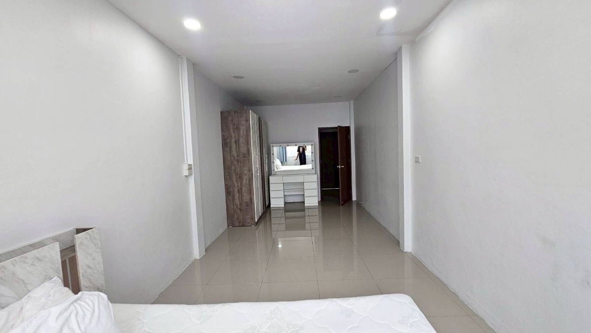 รูป เช่า ให้เช่า ปล่อยเช่า บ้าน ห้วยขวาง หมู่บ้านอยู่เจริญ ราคาถูก สนใจ Line: @951qfbfi - รูปที่ 7/16