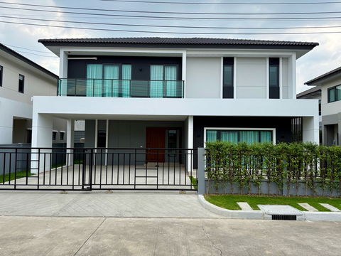 [Owner Post] ให้เช่า บ้านเดี่ยว โครงการ CENTRO วิภาวดี บ้านใหม่โซนใกล้ Clubhouse บนเนื้อที่ดินใหญ่กว่า 85 ตร.วา