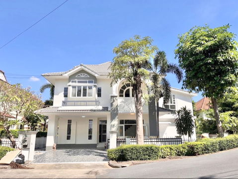 ให้เช่าบ้านเดี่ยว พรอเมนาด โฮม (Promenade Home) ถนนพระราม 2 ซอย 47