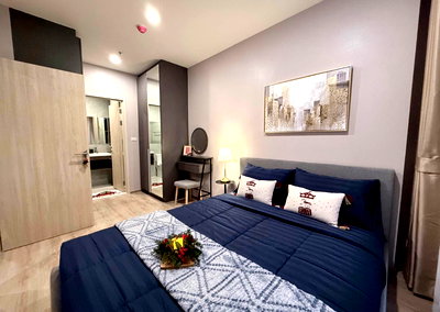 Condos for rent :  Nue District                     R9
