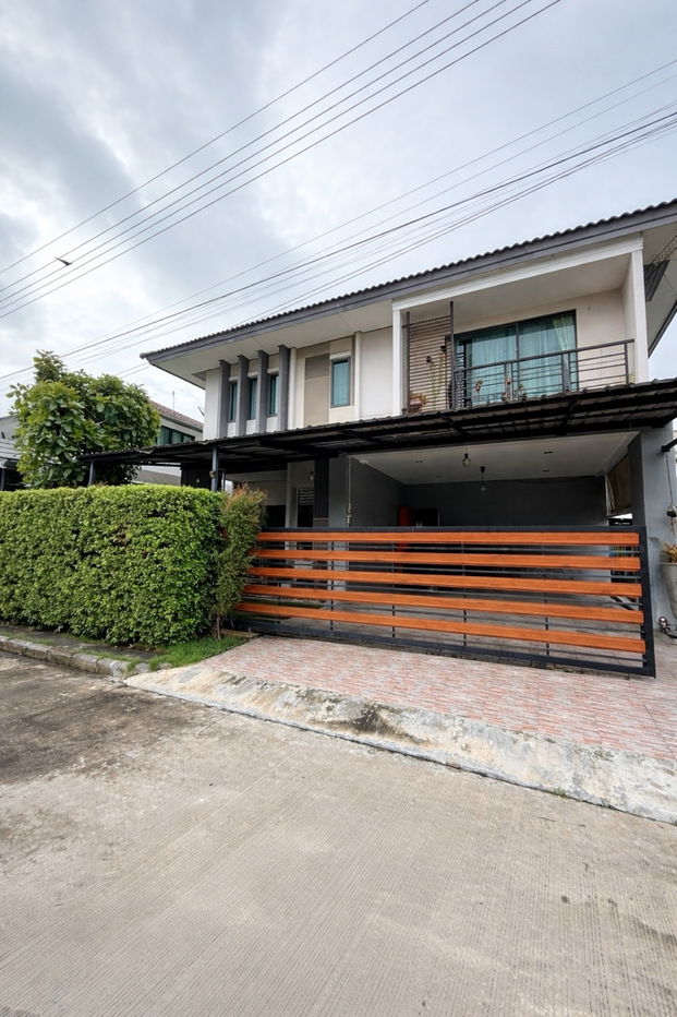 รูป ให้เช่าบ้านเดี่ยว ฮาบิเทีย วัชรพล (HABITIA WATCHARAPOL) - รูปที่ 1/5