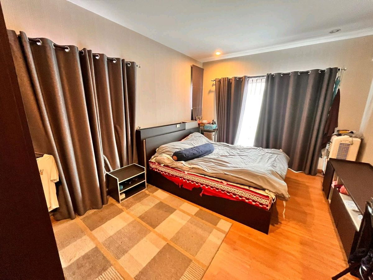 รูป ให้เช่าบ้านแฝด The plant theparak (ซอย ศรีมิตร ) ไกล้4แยกเทพารักษ์ ไกล้BTS ศรีเทพาพร้อมเฟอร์นิเจอร์ พร้อมเข้าอยู่ หิ้วกระเป๋าได้เลย - รูปที่ 8/22