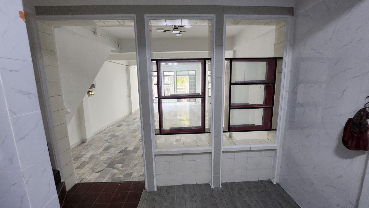 รูป White House 3 นอน 3 น้ำ ให้เช่า CBD ย่านสาทร ถนนนราธิวาสราชนครินทร์ ถนนสาธุประดิษฐ์ BTS ช่องนนทรี  - รูปที่ 5/20