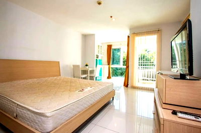 Condos for sale 700 Year Sports Arena Chiang Mai : Punna 4 Cmu For Sale! Studioroom ,Near Cmu 700m.