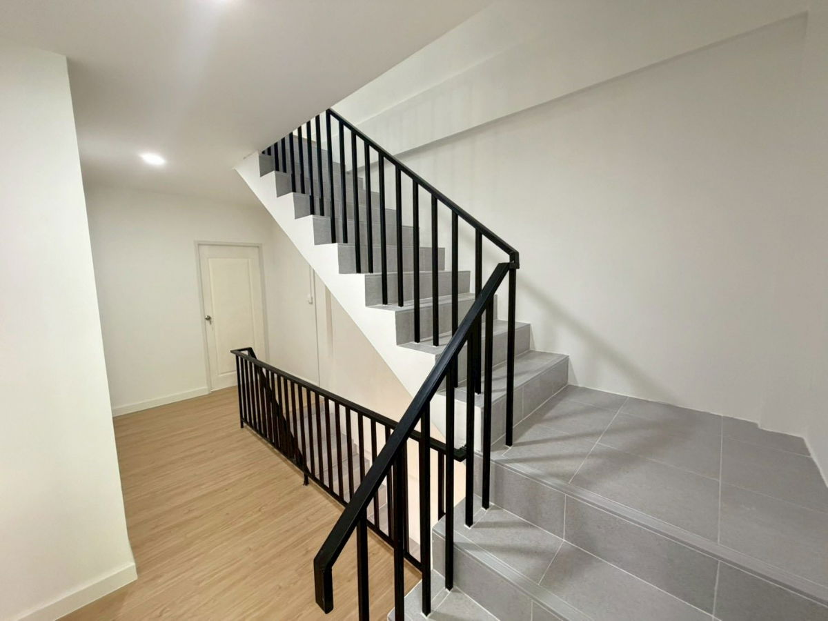 รูป ขายอาคารพาณิชย์ 3.5 ชั้น สุขสวัสดิ์ 78 (ซอยวัดชังเรือง) ขนาด 16 ตารางวา 3 ห้องนอน 3 ห้องน้ำ ตกแต่งใหม่พร้อมอยู่ - รูปที่ 10/16