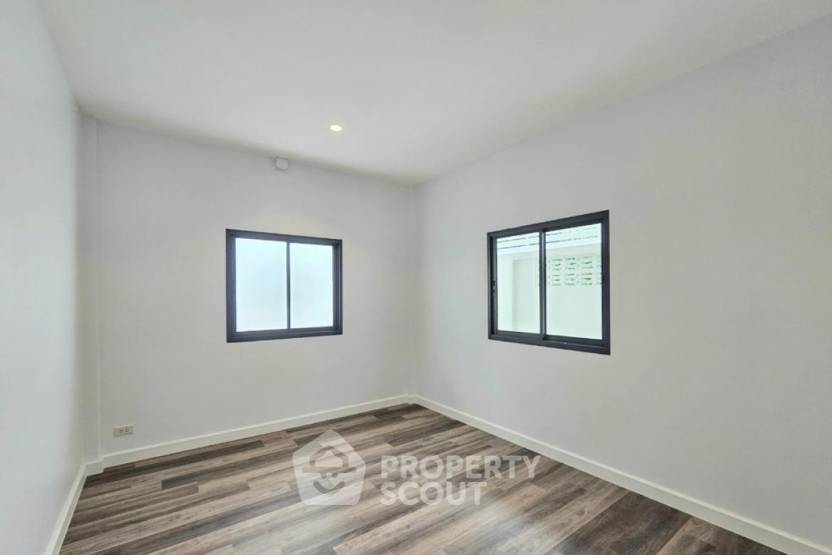 รูป บ้าน 3-ห้องนอน ใน นวมินทร์ (ID 1592558) - รูปที่ 5/13