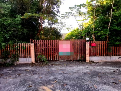 Houses for sale Udon Thani : FOR SALE  HOUSE PROPERTY  2240000 BAHT.