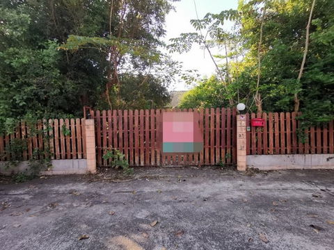 FOR SALE  HOUSE PROPERTY  2240000 BAHT.