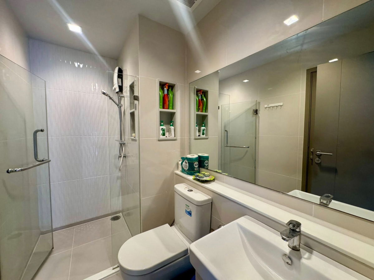 รูป Life Asoke - Rama 9 ห้องสวย ราคาดี สอบถามเพิ่มเติมได้ที่ Line @condorental - รูปที่ 7/8